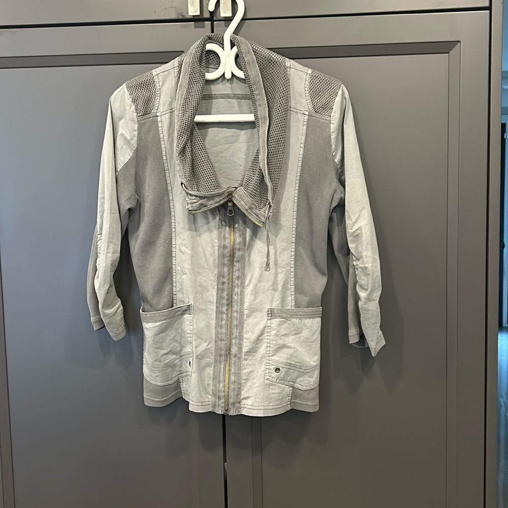 XCVI Light Gray Zip-Up Jacket - Size S- Excellent Condition